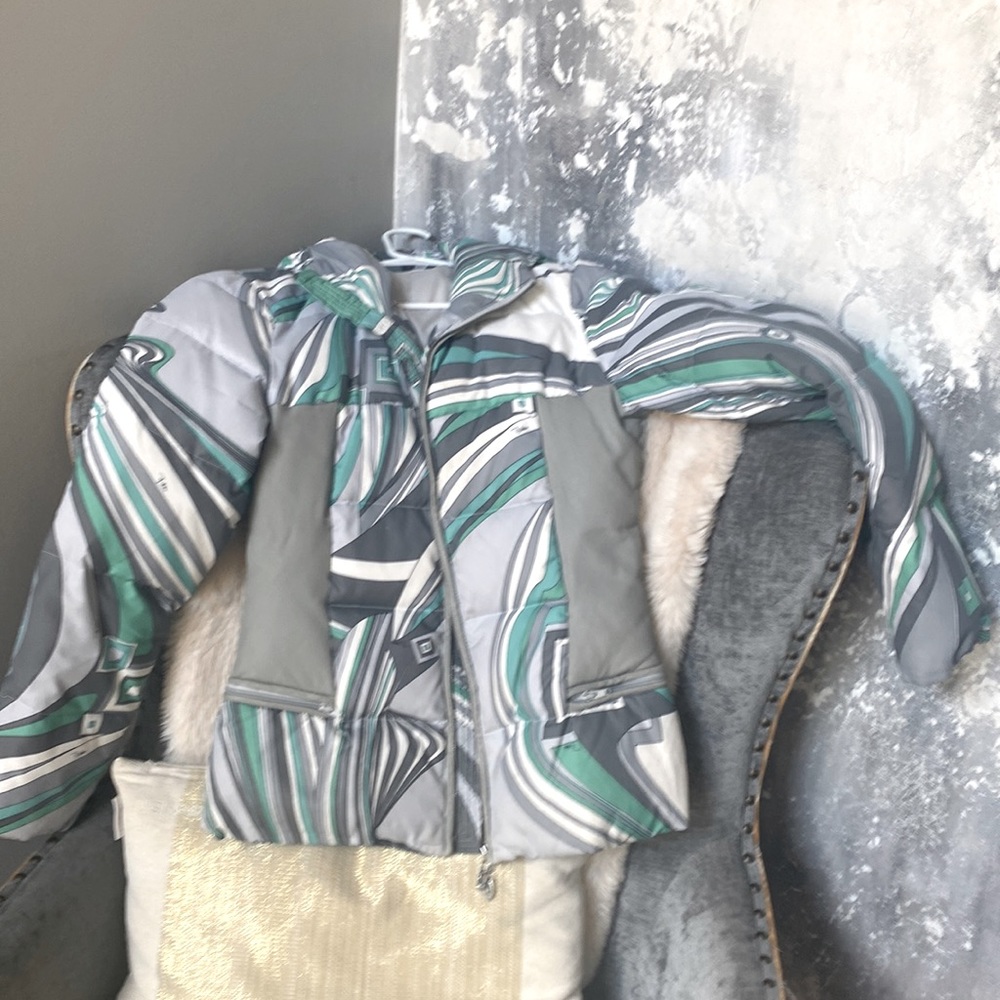 Emilio Pucci gently worn puffer. Good used condition. See pics for details. - Picture 1 of 9